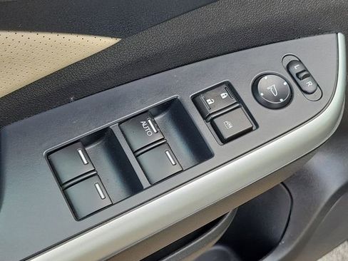 Used 2016 Honda CR-V Touring image 19