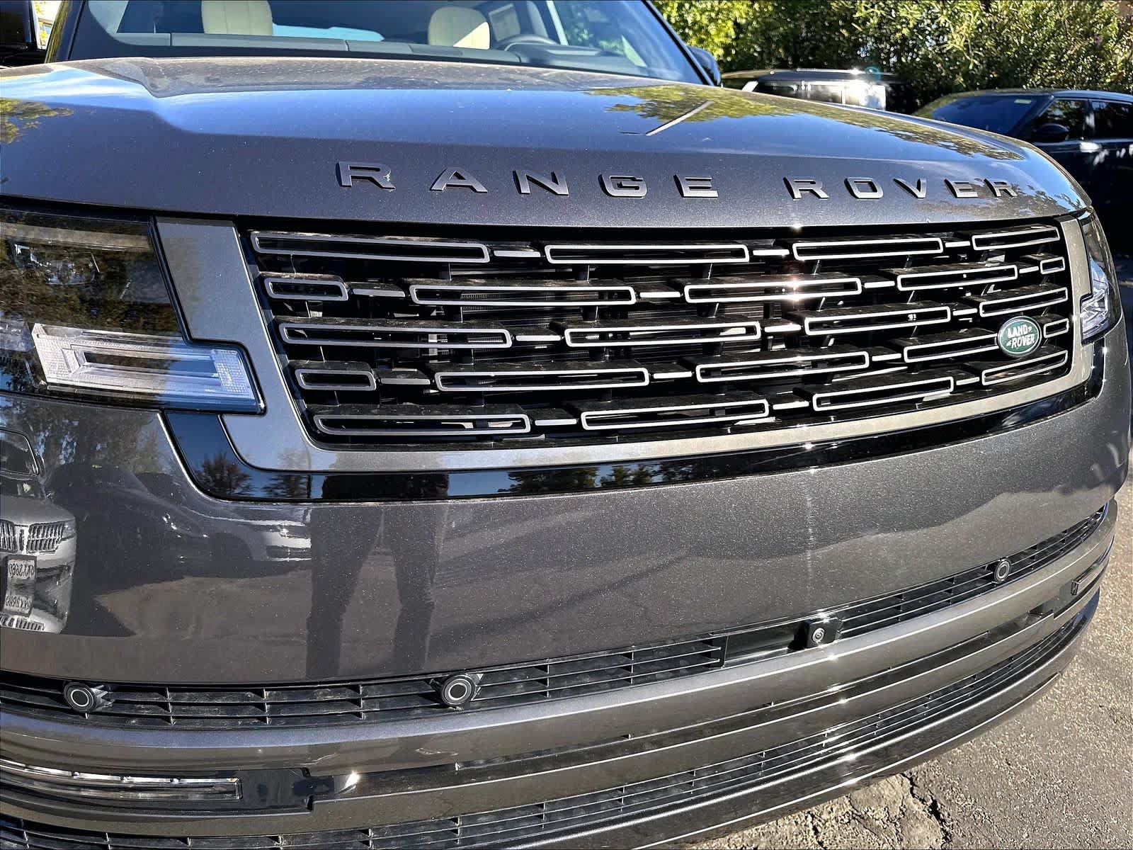 New 2026 Land Rover Range Rover Long Wheelbase SE AWD/4WD image 34