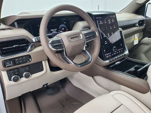 New 2026 GMC Yukon XL Denali w/ LPO, Floor Liner Package image 12