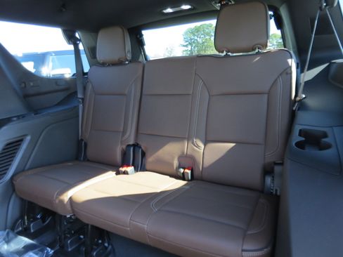 Used 2026 Chevrolet Tahoe High Country image 14