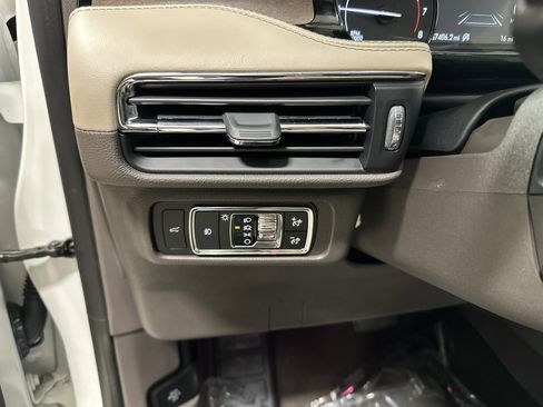 Used 2020 Lincoln Corsair Reserve w/ Equipment Group 201A image 37