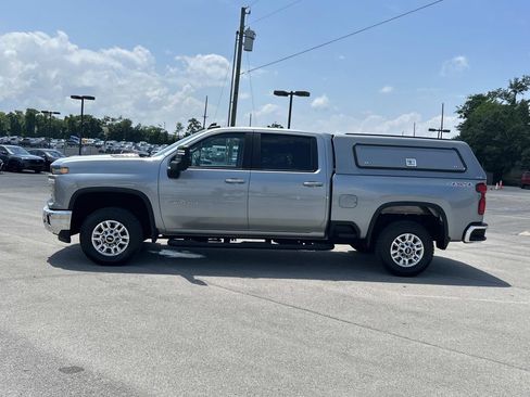 Used 2024 Chevrolet Silverado 2500 LT w/ Safety Package AWD/4WD image 8