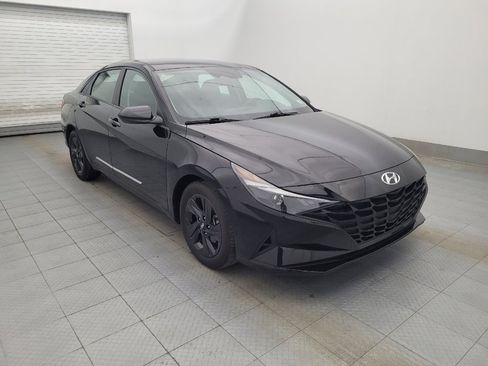 Used 2023 Hyundai Elantra SEL FWD image 13