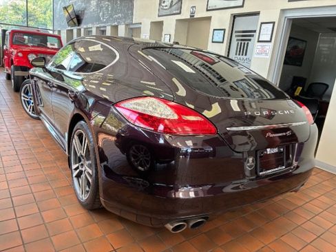 Used 2012 Porsche Panamera 4S image 6