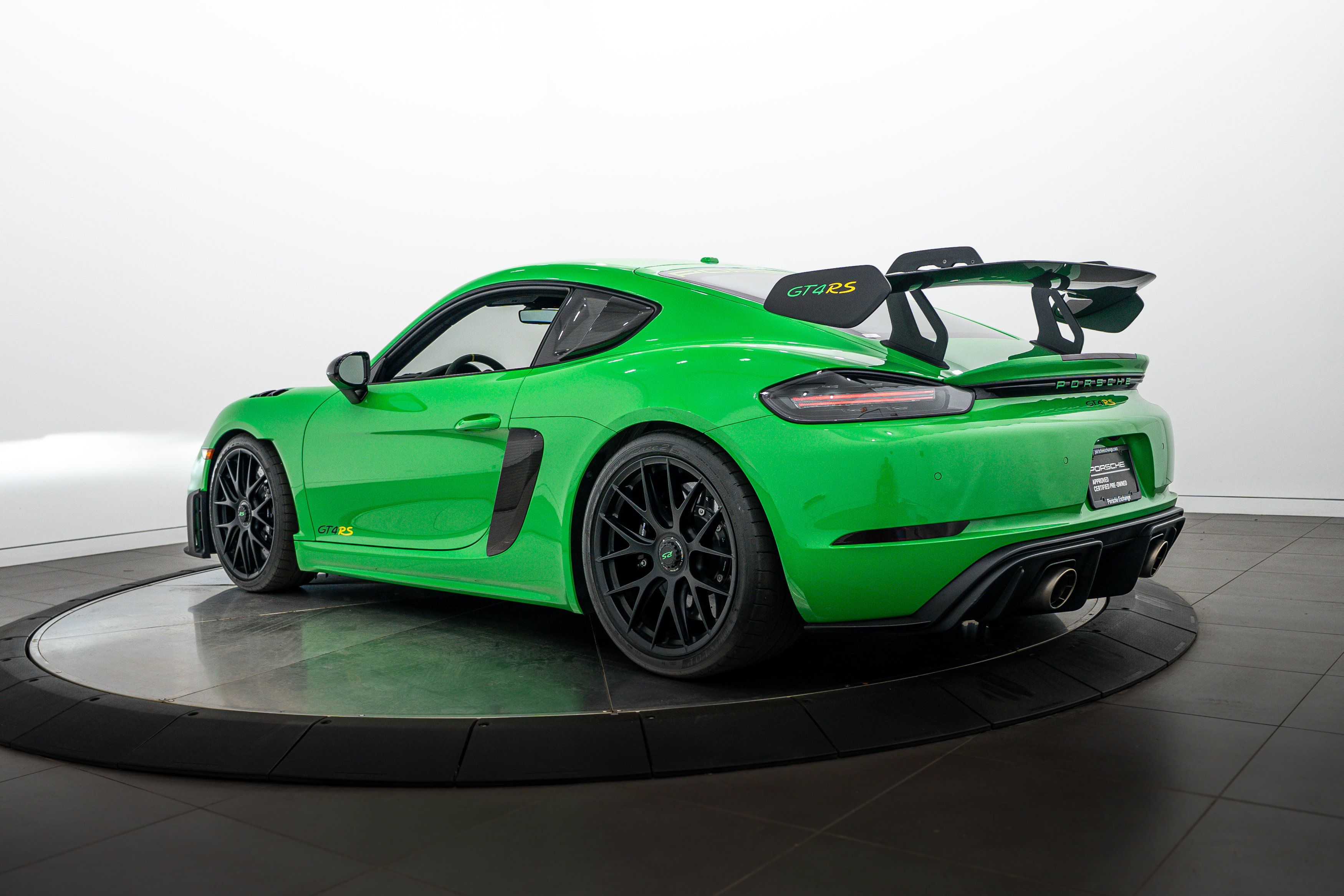 Certified 2023 Porsche 718 Cayman GT4 RS RWD image 3