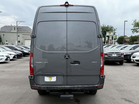 Used 2019 Mercedes-Benz Sprinter 2500 w/ Driver Convenience Package image 5