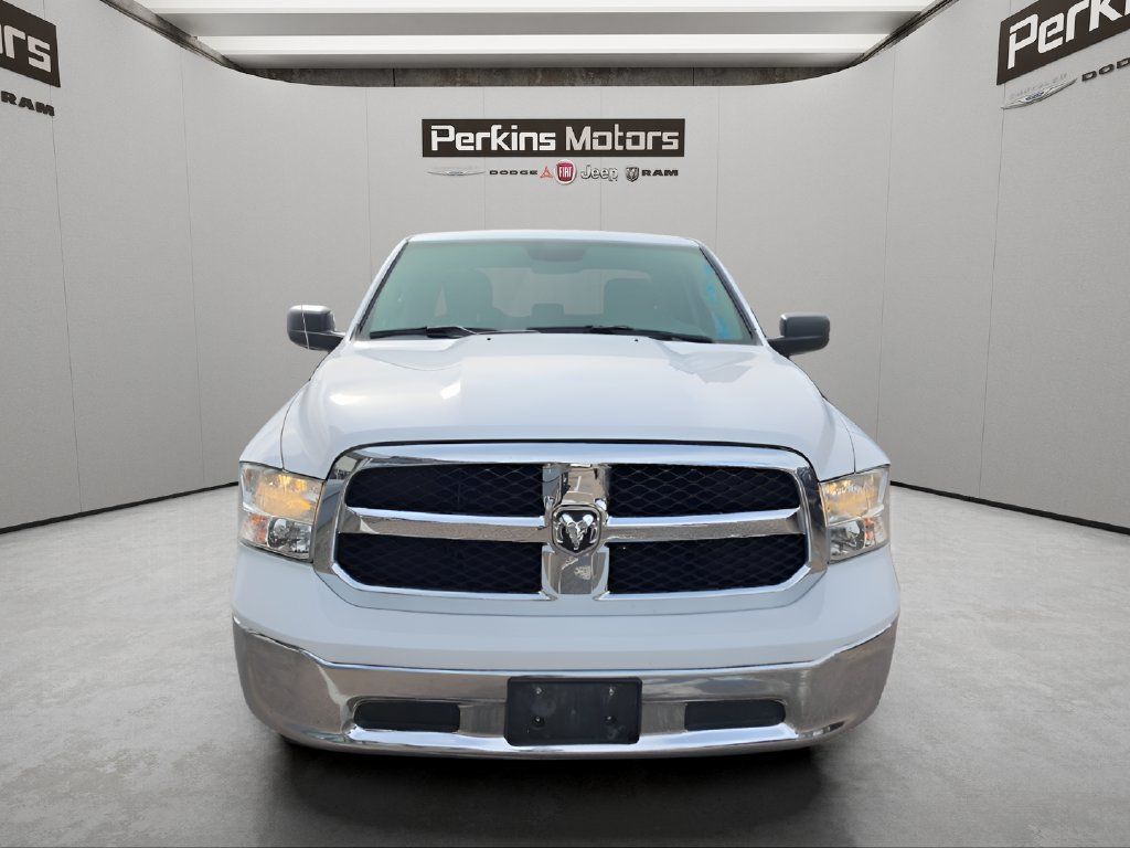 Used 2024 RAM 1500 Classic SLT AWD/4WD image 9