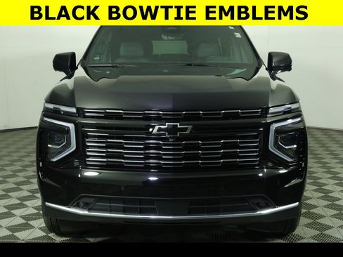 Used 2025 Chevrolet Tahoe High Country image 15