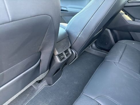 New 2026 Chevrolet Equinox LT w/ Convenience Package II AWD/4WD image 30