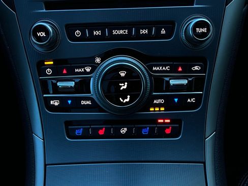 Used 2019 Lincoln MKZ Reserve w/ Luxury Package image 26