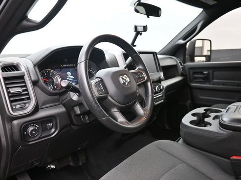 Used 2023 RAM 2500 Tradesman AWD/4WD image 18