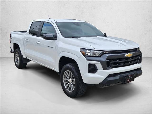 Used 2023 Chevrolet Colorado LT AWD/4WD image 3