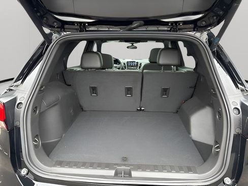 Used 2024 Chevrolet Equinox Premier AWD/4WD image 23