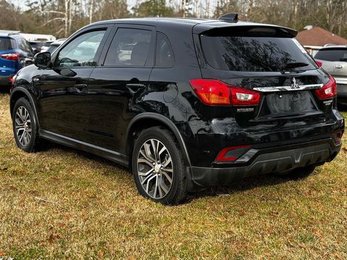 Used 2018 Mitsubishi Outlander Sport LE FWD image 4