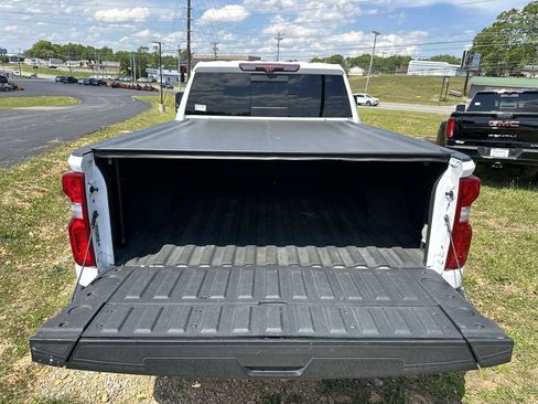 Used 2022 Chevrolet Silverado 2500 High Country w/ Z71 Off-Road Package AWD/4WD image 29