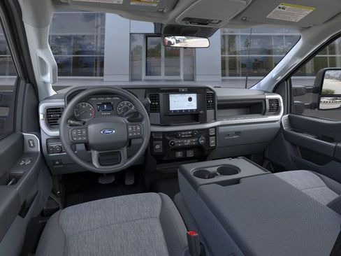 New 2025 Ford F250 XL w/ 360-Degree Camera Package RWD image 10