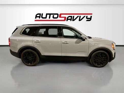 Used 2021 Kia Telluride SX w/ Nightfall Edition Package image 8