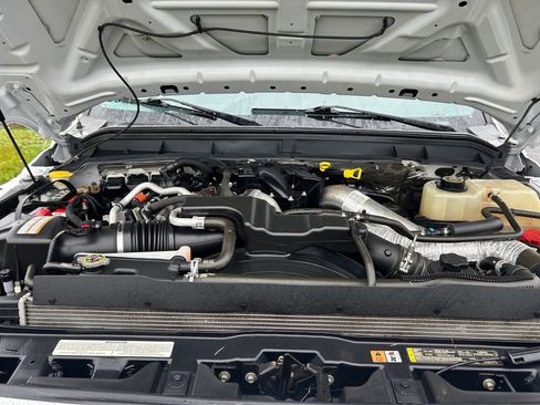 Used 2016 Ford F350 Lariat w/ Lariat Ultimate Package image 29