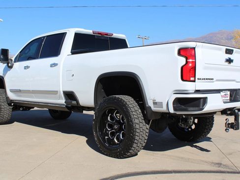 Used 2026 Chevrolet Silverado 3500 High Country w/ High Country Premium Package AWD/4WD image 41