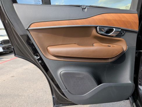 Used 2019 Volvo XC90 T6 Inscription w/ Protection Package Premier image 32