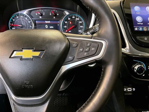 Used 2022 Chevrolet Equinox Premier image 25