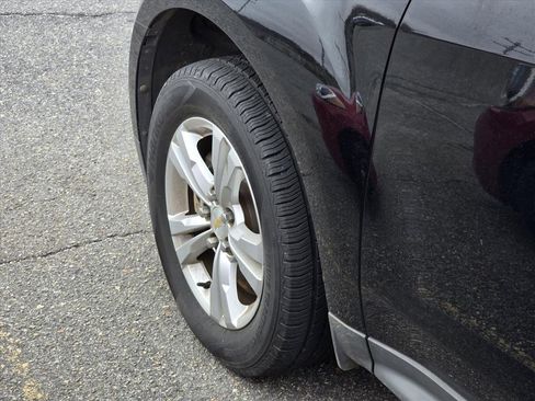 Used 2011 Chevrolet Equinox LS w/ Bluetooth Package image 18