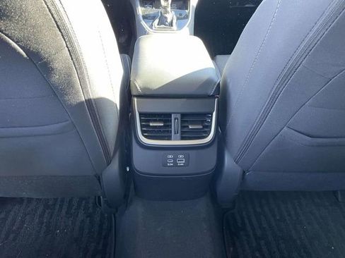 Used 2023 Subaru Outback Premium image 26