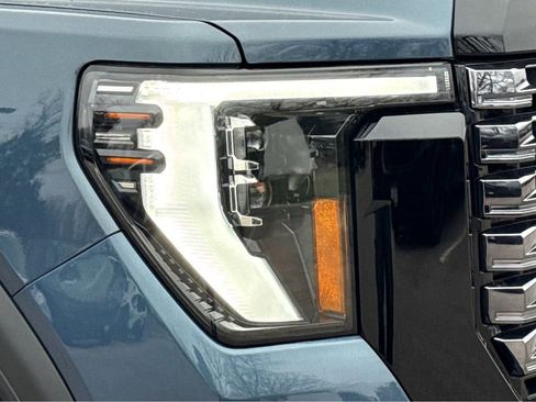 New 2026 GMC Sierra 2500 Denali Ultimate image 19