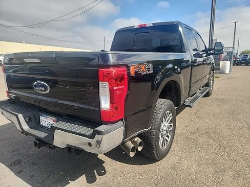 Used 2019 Ford F250 Lariat w/ Lariat Value Package AWD/4WD image 13