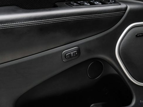 Used 2018 Jeep Grand Cherokee Trackhawk image 92