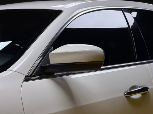 Used 2017 Maserati Ghibli S image 9