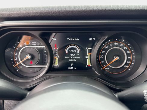 Certified 2025 Jeep Wrangler Unlimited Sport AWD/4WD image 28