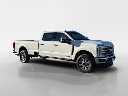 Used 2025 Ford F350 King Ranch w/ Chrome Package image 9