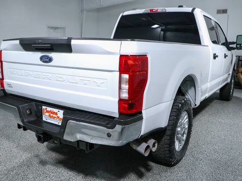 Used 2022 Ford F250 XLT w/ XLT Value Package AWD/4WD image 7