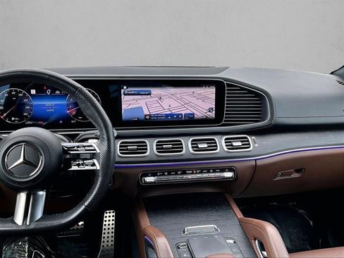 Certified 2024 Mercedes-Benz GLS 450 4MATIC image 8