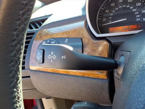 Used 2005 BMW Z4 2.5i image 24