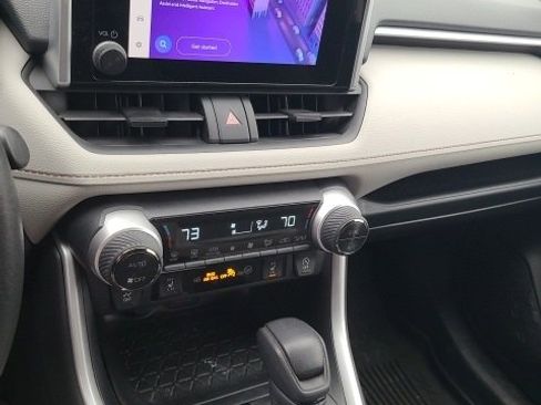 Used 2024 Toyota RAV4 XLE w/ Convenience Package image 10