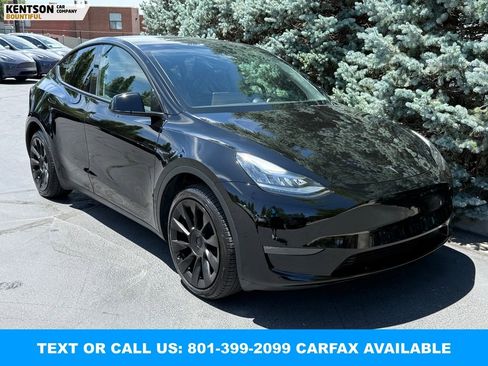 Used 2023 Tesla Model Y Long Range AWD/4WD image 13