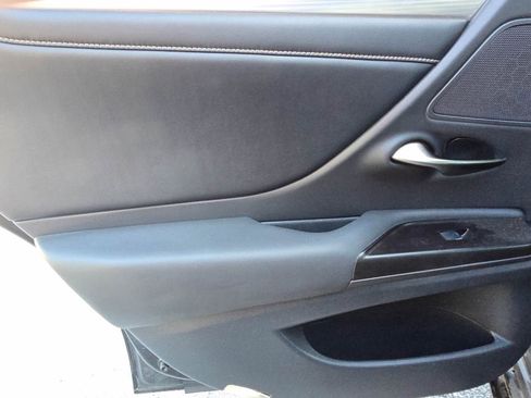 Used 2019 Lexus ES 350 F Sport w/ Accessory Package 2 FWD image 13