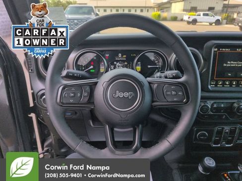 Used 2023 Jeep Wrangler Unlimited w/ Cold Weather Group AWD/4WD image 14