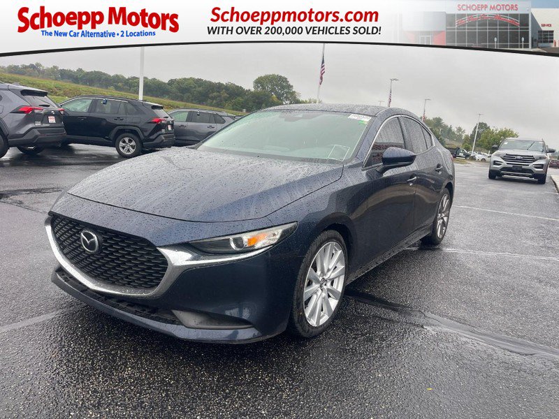 Used 2020 MAZDA MAZDA3 Sedan w/ Select Package FWD image 1