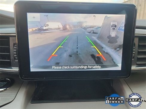 Certified 2023 Ford Explorer XLT w/ Equipment Group 202A image 20