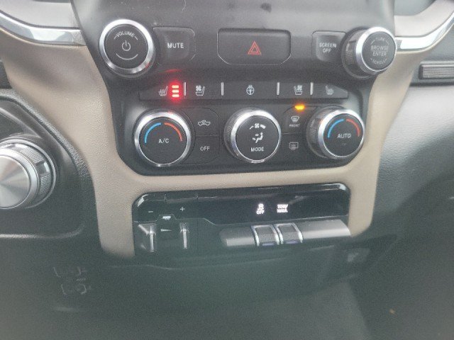 Used 2022 RAM 1500 Laramie AWD/4WD image 17