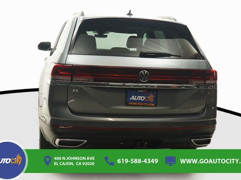 Used 2024 Volkswagen Atlas SE FWD image 16