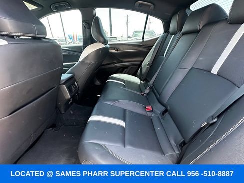 Used 2025 Toyota Camry SE w/ Convenience Package FWD image 19