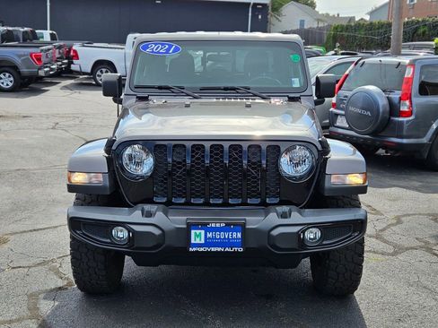 Used 2021 Jeep Gladiator Sport image 8