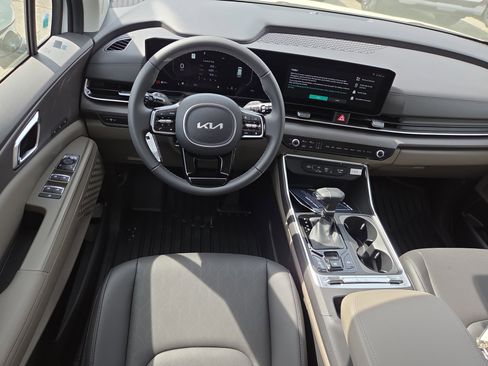 New 2026 Kia Carnival SX FWD image 6