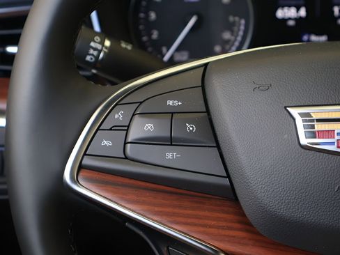 New 2026 Cadillac XT5 Premium Luxury w/ Driver Assist Package AWD/4WD image 19