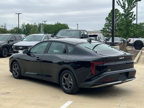 Used 2025 Kia K4 LXS FWD image 10