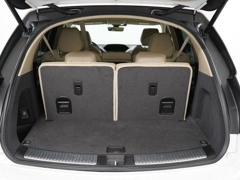 Used 2020 Acura MDX SH-AWD image 17